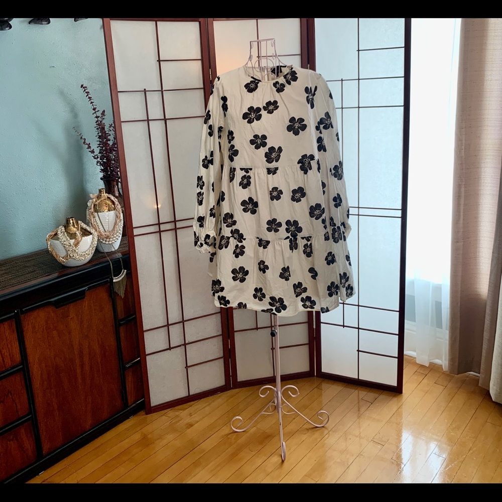 Who What Wear Black & White Floral Mini Dress